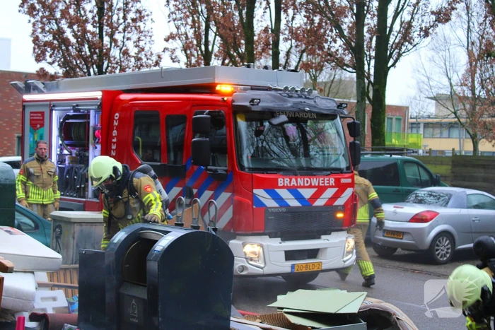 Veel rook bij brand in ondergrondse container
