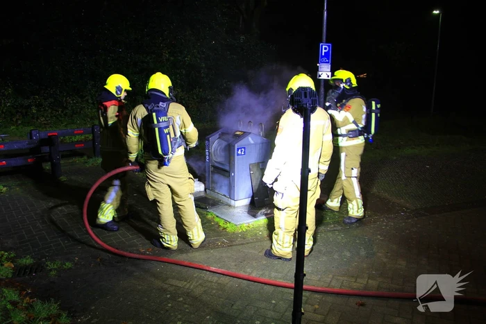 Brand in ondergrondse container gedoofd