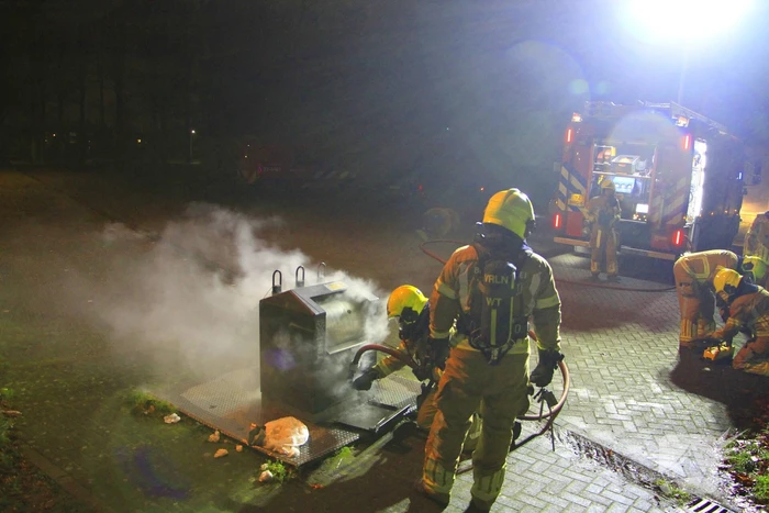 Brand in ondergrondse container gedoofd