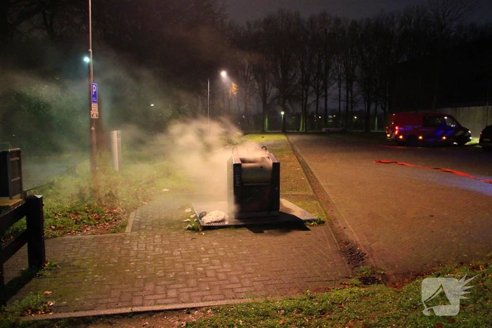 Brand in ondergrondse container gedoofd