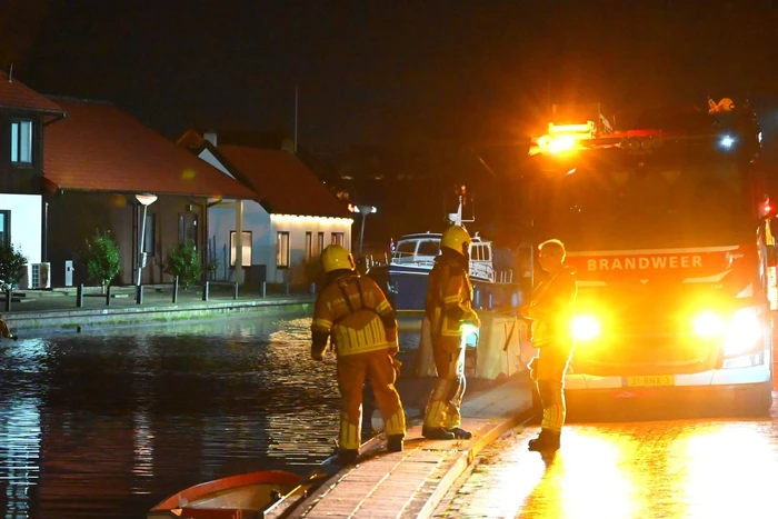 Twee personen uit water gered na ongeval