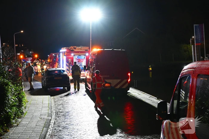 Twee personen uit water gered na ongeval