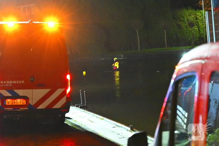 Twee personen uit water gered na ongeval