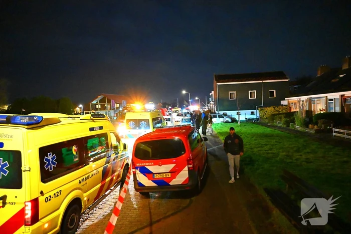 Twee personen uit water gered na ongeval