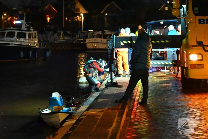 Twee personen uit water gered na ongeval