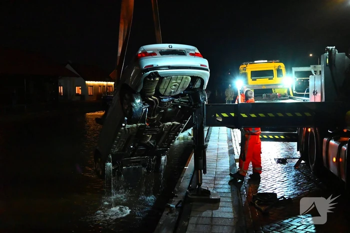 Twee personen uit water gered na ongeval