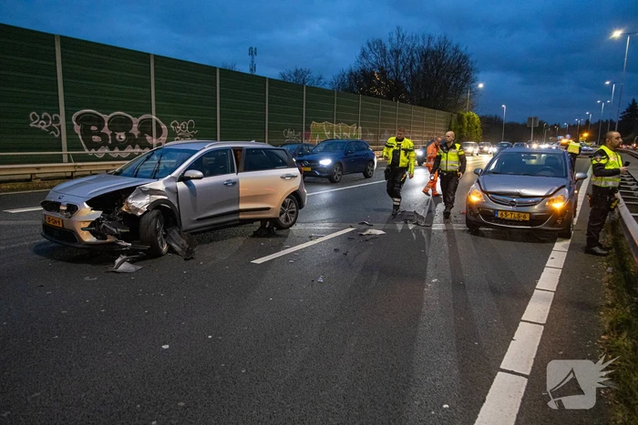 Drie voertuigen betrokken bij ongeval op snelweg