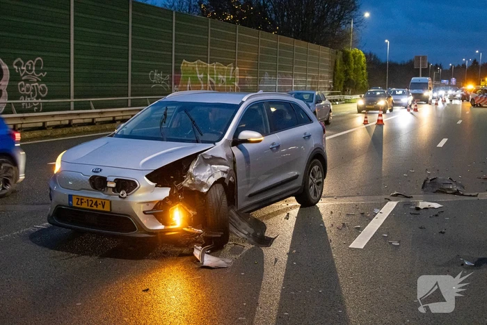 Drie voertuigen betrokken bij ongeval op snelweg