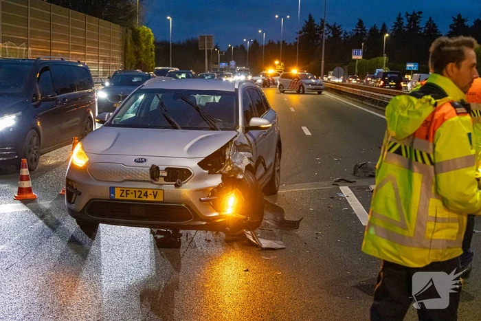 Drie voertuigen betrokken bij ongeval op snelweg