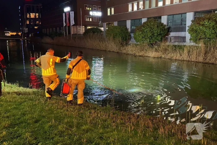 Fiets gevonden langs het water