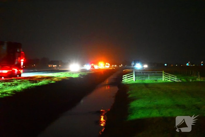 Voertuig te water N359 in Boksum