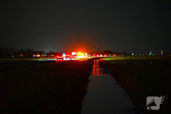 Voertuig te water N359 in Boksum