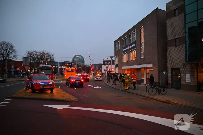 Brandweer onderzoekt gaslucht in reisbureau