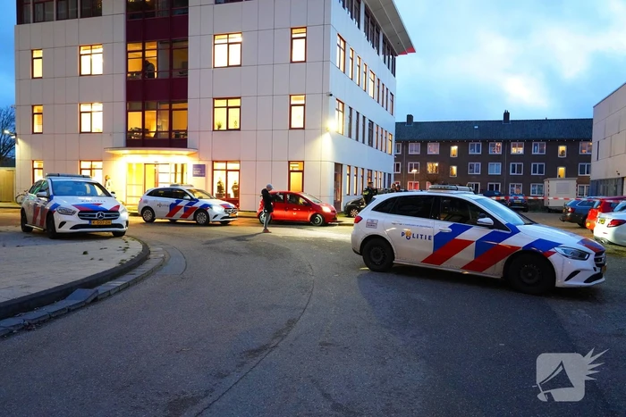 Politie doet onderzoek naar mogelijk schietpartij
