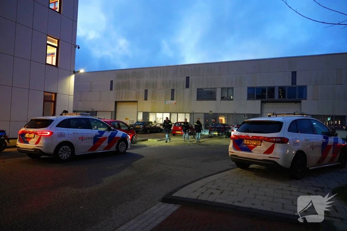 Politie doet onderzoek naar mogelijk schietpartij