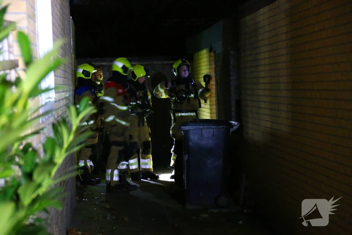Bewoner blust brand in garage