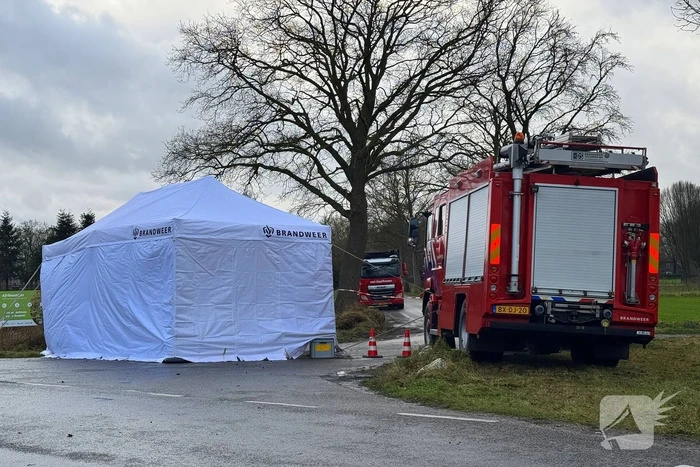 Jonge fietsster overleden na aanrijding met vrachtwagen