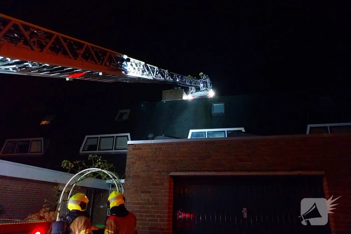 Brandweer ingezet voor brand in schoorsteen