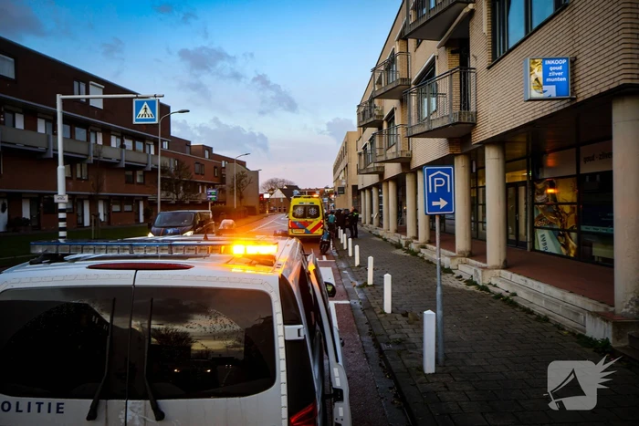 Scooterrijder rijdt voetganger aan