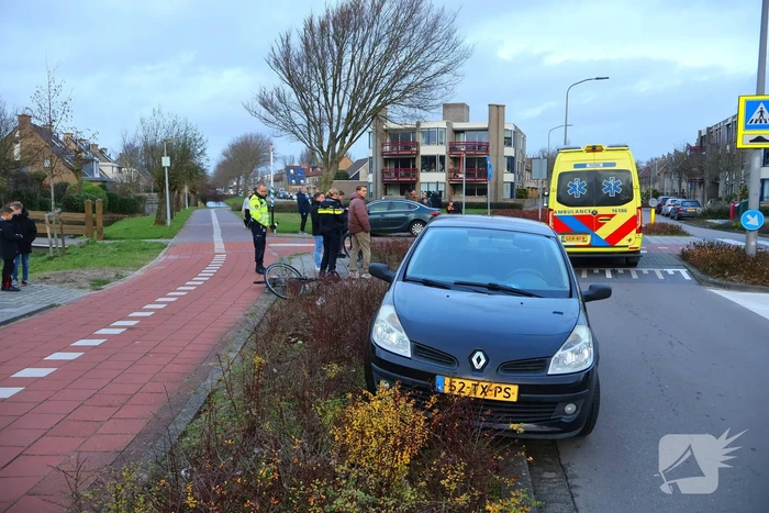 Fietsster gewond bij aanrijding op oversteekplaats