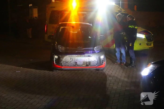 Maaltijdbezorger ziet fietser over het hoofd