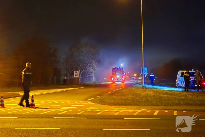 Forse rookwolken in omgeving door brand