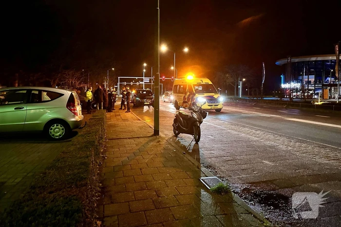 Scooterrijder komt in botsing met fietser