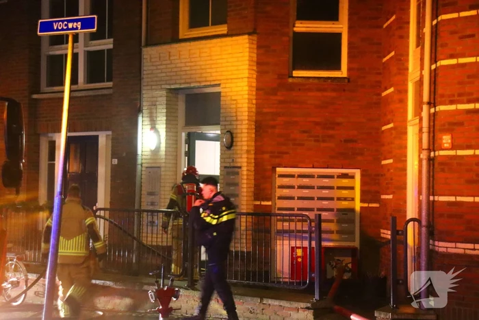 Persoon gecontroleerd na brand in woning