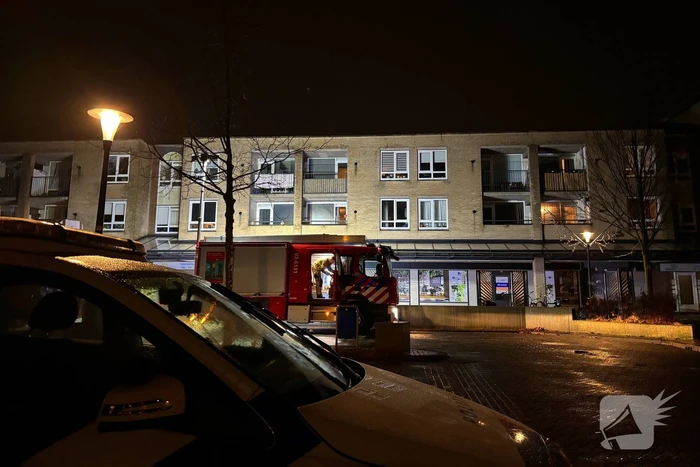 Brandweer blust brand in appartement