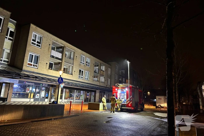 Brandweer blust brand in appartement