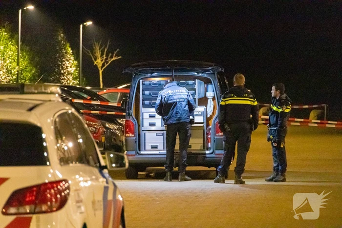 Straat afgezet nadat vuurwerkbom afgaat