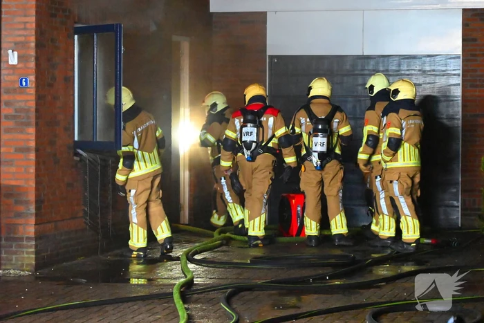 Woning vol rook door keukenbrand