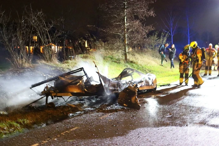 Caravan volledig uitgebrand