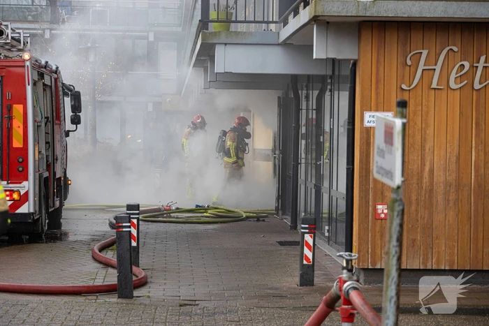 Wooncentrum deels ontruimd wegens containerbrand in berging