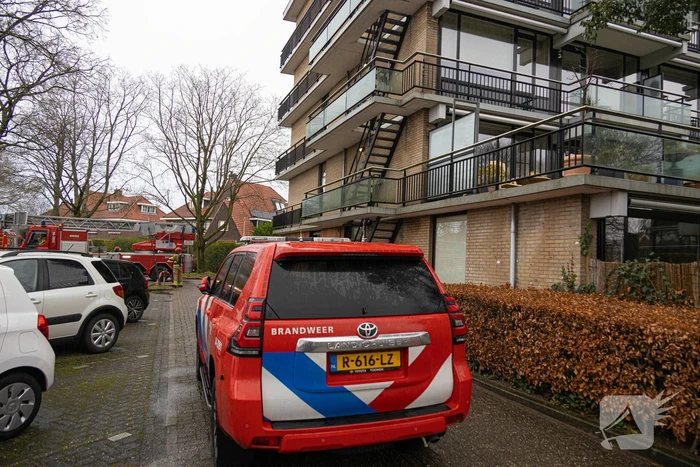 Wooncentrum deels ontruimd wegens containerbrand in berging