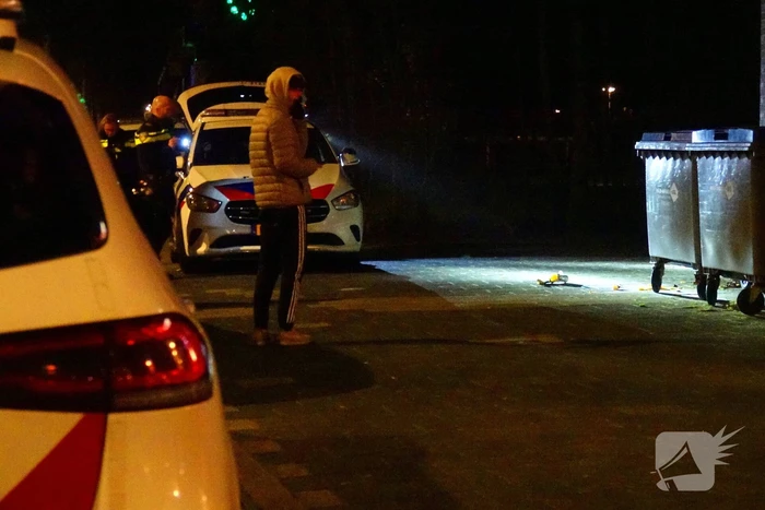 Bus purschuim tot ontploffing gebracht bij appartementencomplex