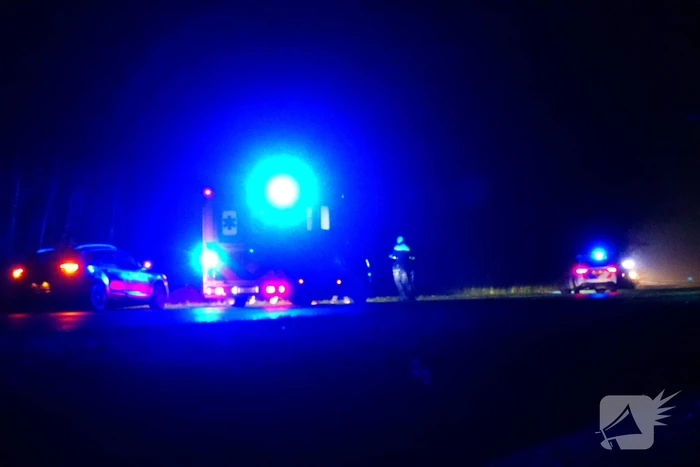Bestuurder verliest macht over het stuur en eindigt in greppel