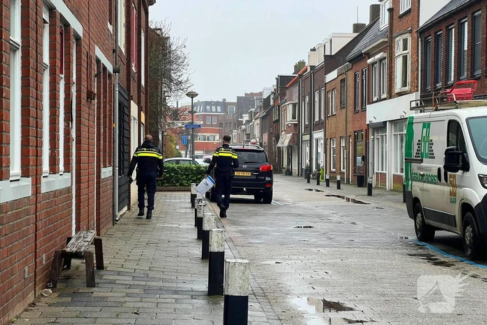 Politie doet buurtonderzoek na explosie
