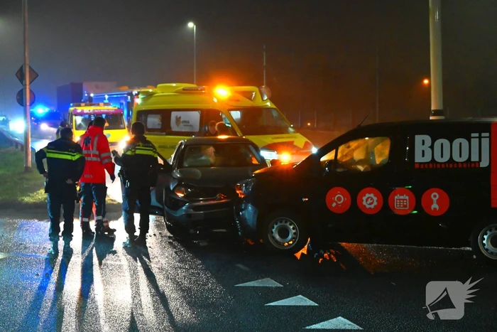 Flinke schade bij frontale aanrijding