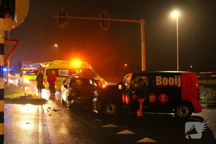 Flinke schade bij frontale aanrijding