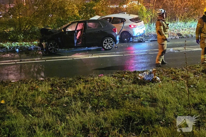 Meerdere gewonden bij aanrijding tussen twee voertuigen