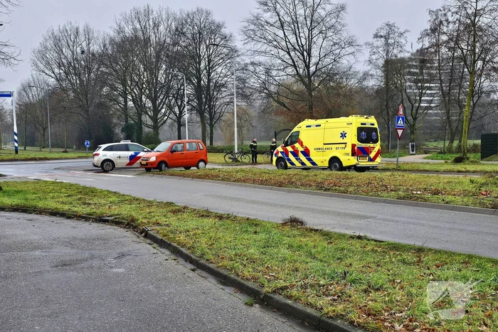 Wederom fietser aangereden op rotonde