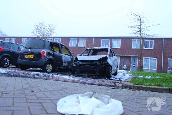 Schade aan voertuigen goed te zien bij daglicht