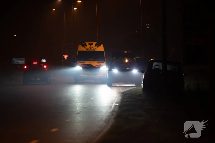 Automobilisten in botsing op rotonde