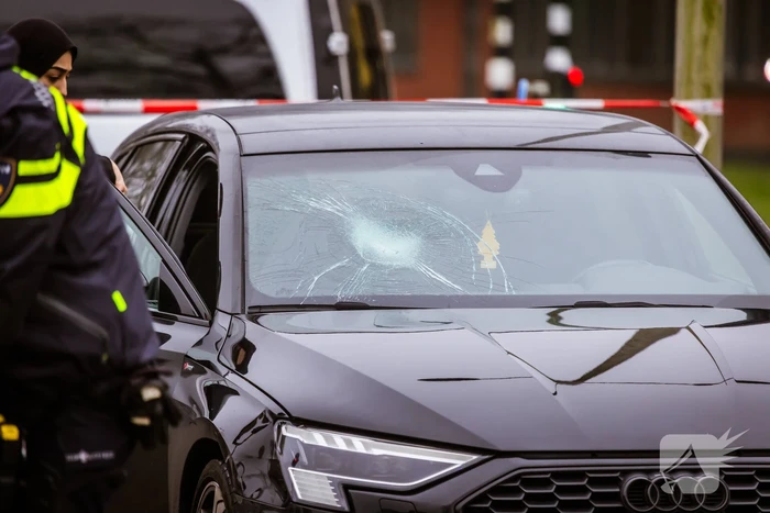 Scooterrijder gewond bij aanrijding met auto