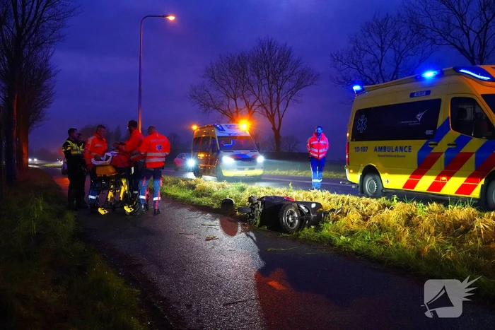 Scooterrijder zwaargewond na harde val