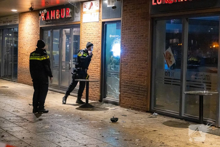 Explosie bij snackbar Kambur