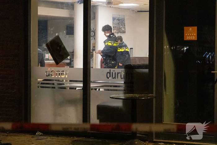 Explosie bij snackbar Kambur