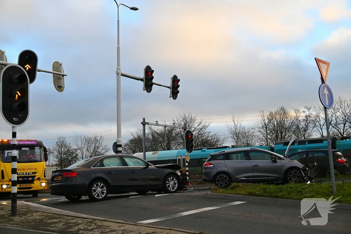 Frontale botsing loopt met een sisser af