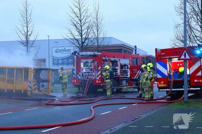 Flinke brand bij isolatiebedrijf